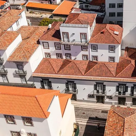 Faa Belas Artes By An Island