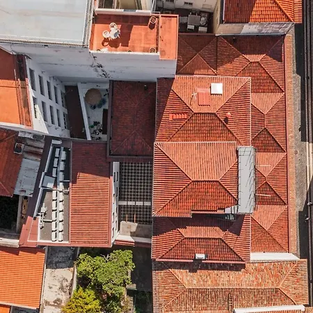 Faa Belas Artes By An Island * Funchal (Madeira)