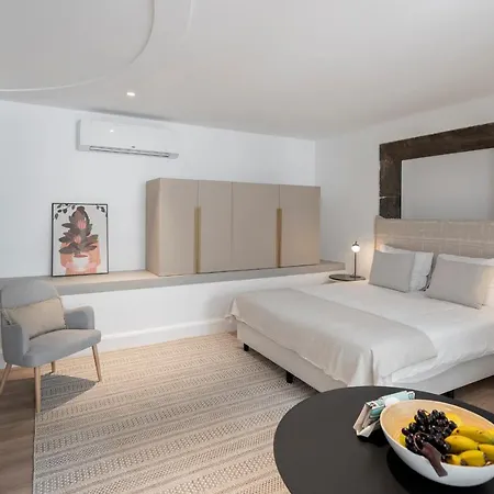 Faa Belas Artes By An Island *